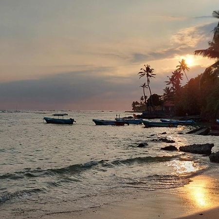 Beach Paradise Hotel Matara Exterior foto